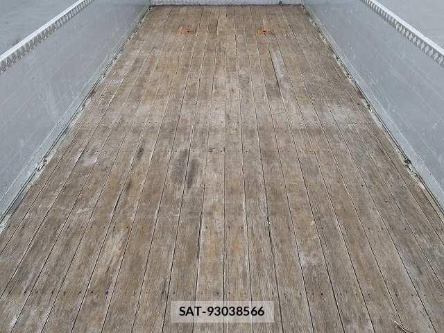 Isuzu FORWARD 2017-02 7902637-5