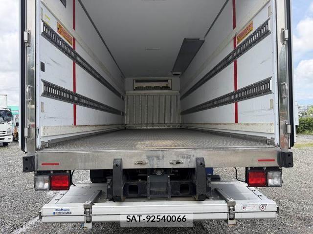 Isuzu FORWARD 2022-01 7902634-24