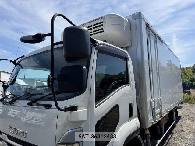 Isuzu FORWARD 2023-06 7902633-11