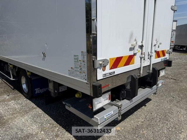 Isuzu FORWARD 2023-06 7902633-12