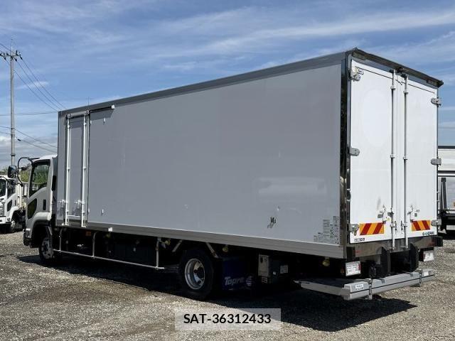 Isuzu FORWARD 2023-06 7902633-3