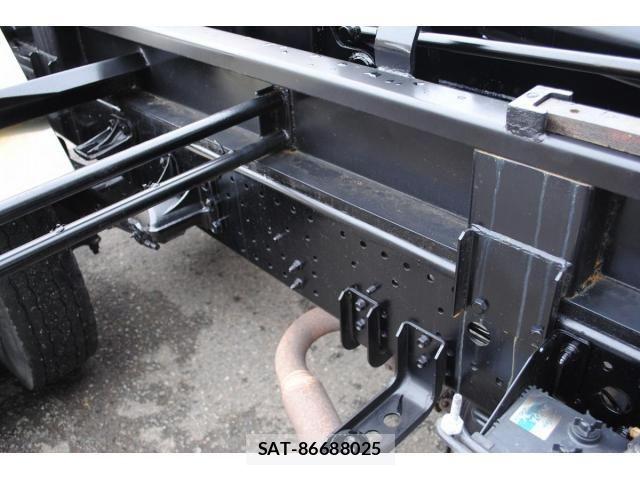 Isuzu FORWARD 2010-04 7902638-10