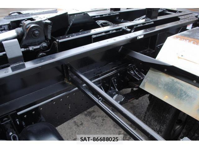 Isuzu FORWARD 2010-04 7902638-11
