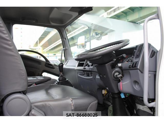 Isuzu FORWARD 2010-04 7902638-26