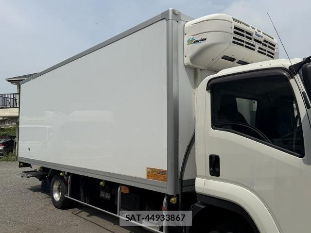Isuzu FORWARD 2021-06 7902635-10