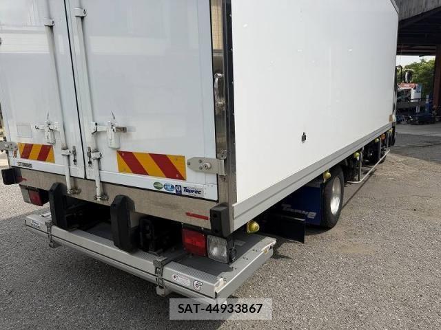 Isuzu FORWARD 2021-06 7902635-18