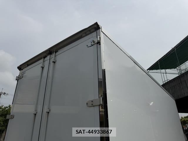 Isuzu FORWARD 2021-06 7902635-19