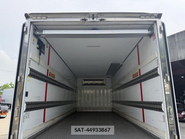 Isuzu FORWARD 2021-06 7902635-26
