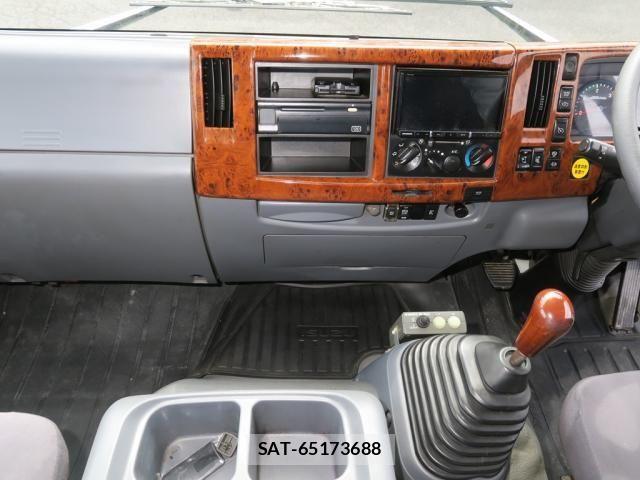 Isuzu FORWARD 2014-03 7961725-26