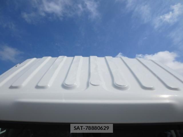 Isuzu FORWARD 2017-07 7961744-18