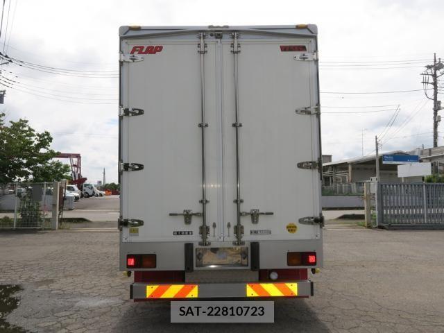 Isuzu FORWARD 2014-11 7961740-4