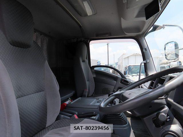 Isuzu FORWARD 2014-02 7961748-11