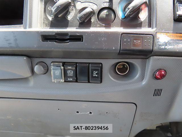 Isuzu FORWARD 2014-02 7961748-20