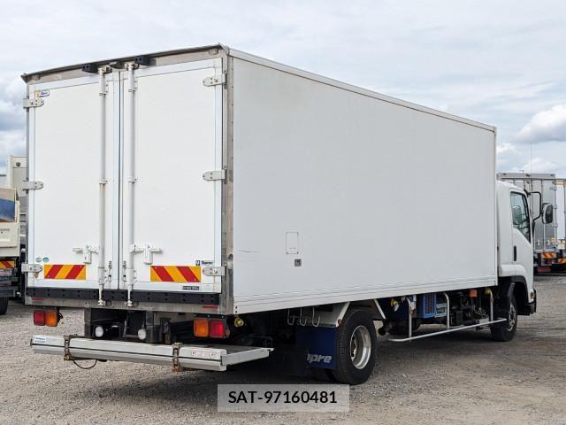 Isuzu FORWARD 2018-03 7961732-4