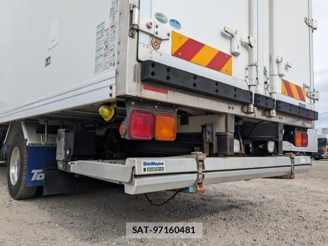 Isuzu FORWARD 2018-03 7961732-7