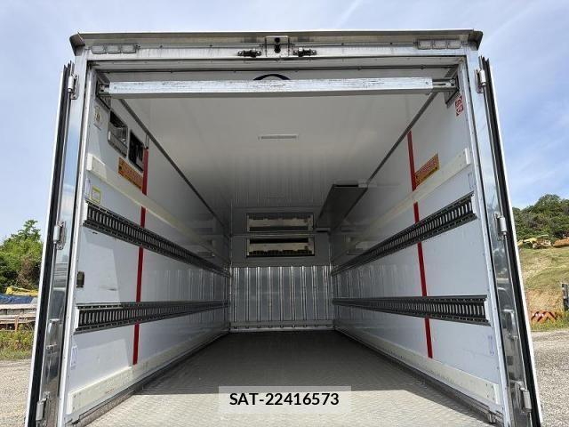 Isuzu FORWARD 2023-09 7961723-25