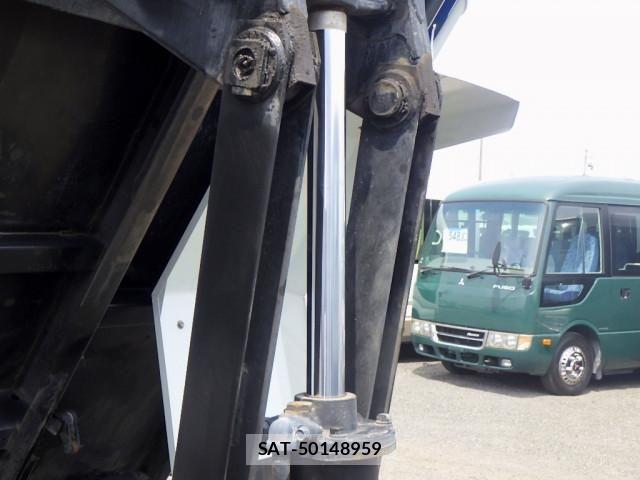 Isuzu FORWARD 2017-08 7961741-15