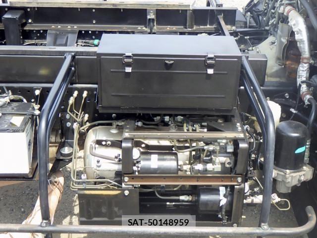 Isuzu FORWARD 2017-08 7961741-16