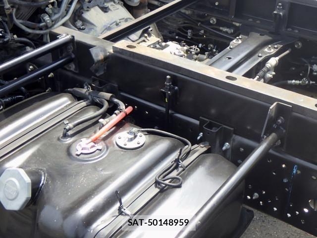 Isuzu FORWARD 2017-08 7961741-21