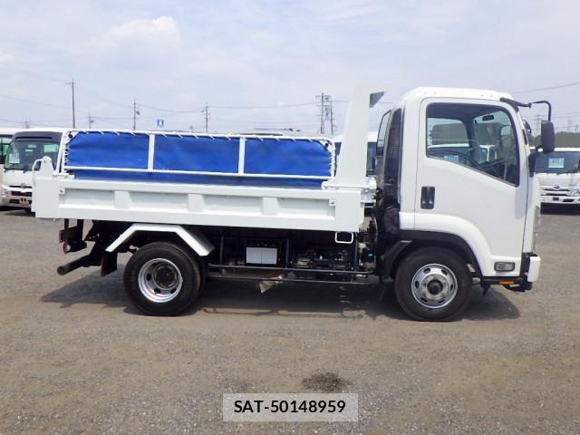 Isuzu FORWARD 2017-08 7961741-3