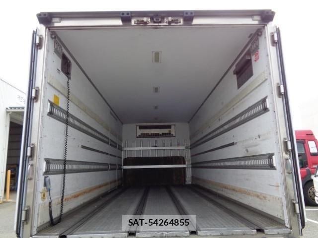 Isuzu FORWARD 2017-02 7961749-10