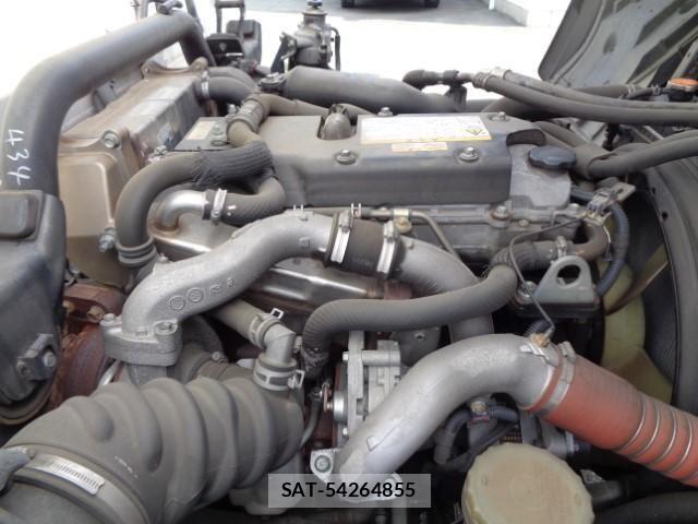 Isuzu FORWARD 2017-02 7961749-22
