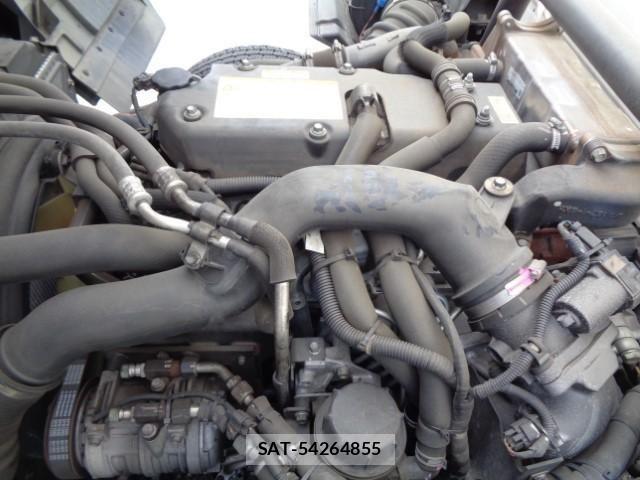 Isuzu FORWARD 2017-02 7961749-23