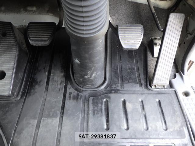 Isuzu FORWARD 2014-12 7961739-24