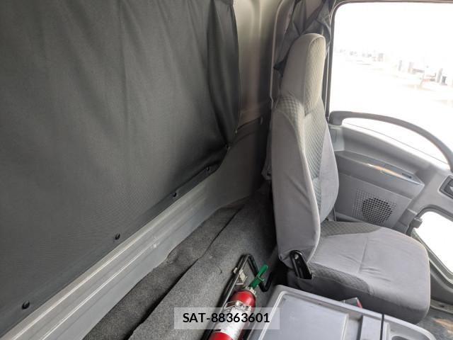 Isuzu FORWARD 2012-12 7961752-26