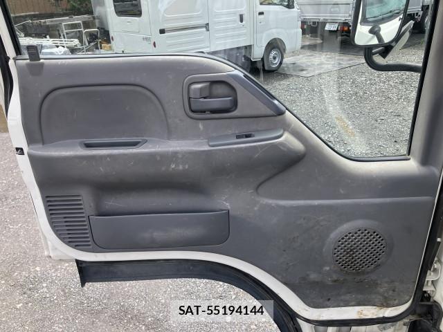 Isuzu FORWARD 2017-12 7961746-25