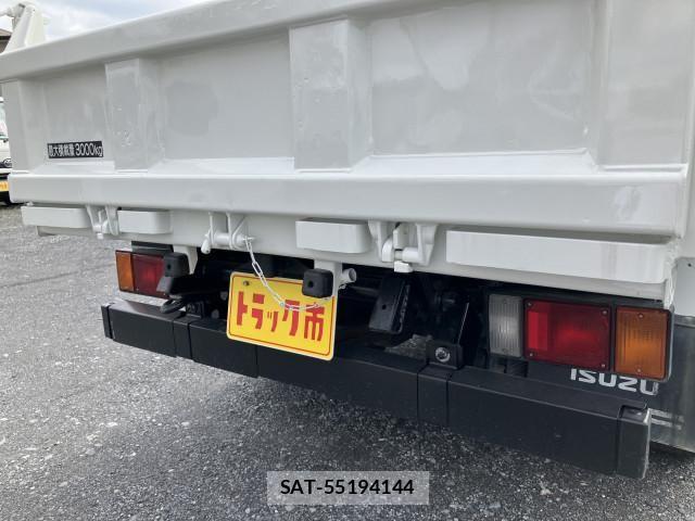 Isuzu FORWARD 2017-12 7961746-4