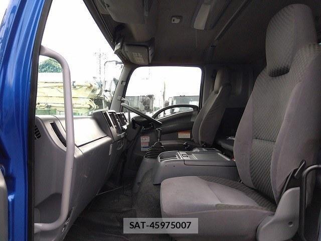 Isuzu FORWARD 2017-07 7961724-20