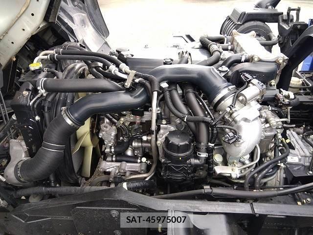 Isuzu FORWARD 2017-07 7961724-21