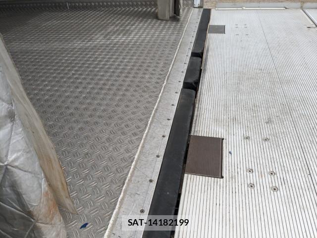 Isuzu FORWARD 2018-07 7961736-16