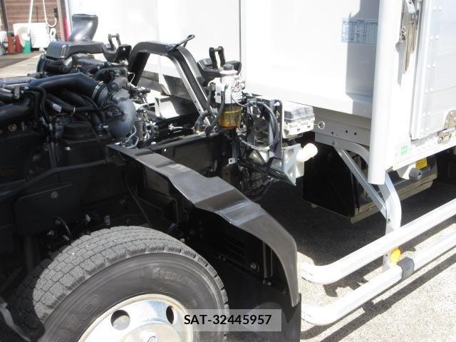 Isuzu FORWARD 2021-05 7979275-14