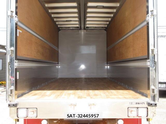 Isuzu FORWARD 2021-05 7979275-23