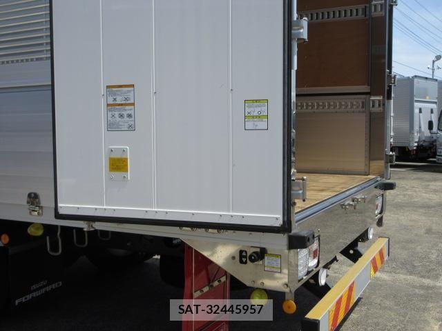 Isuzu FORWARD 2021-05 7979275-27