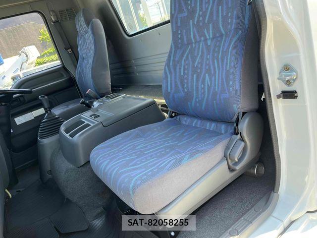 Isuzu FORWARD 2006-07 7979280-19