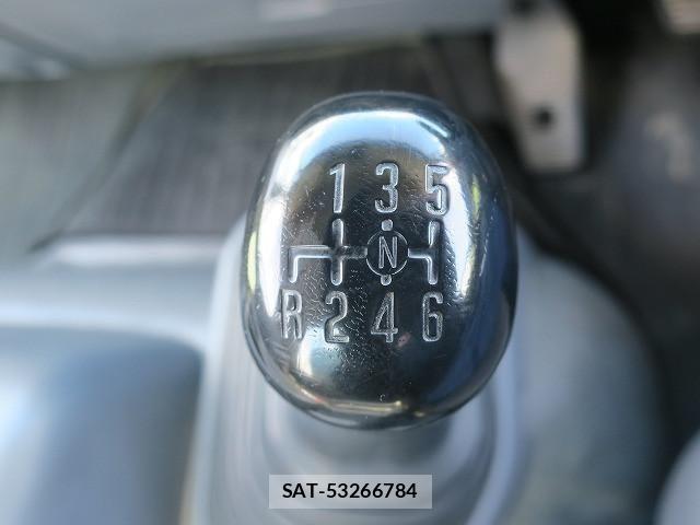Isuzu FORWARD 2018-07 7979278-17