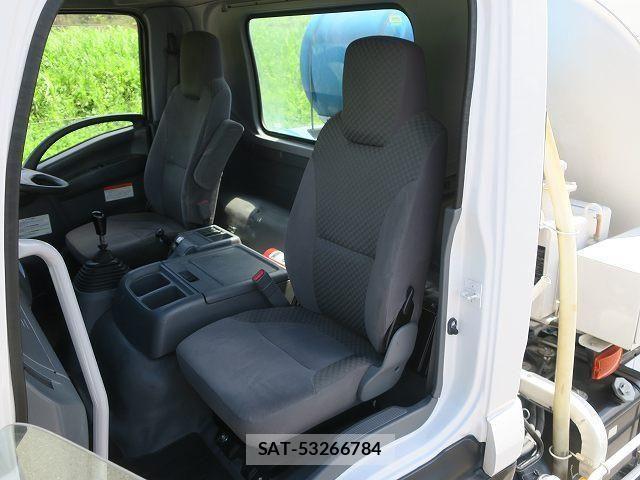 Isuzu FORWARD 2018-07 7979278-22