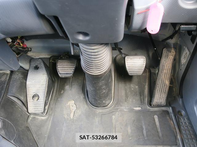Isuzu FORWARD 2018-07 7979278-23