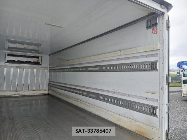 Isuzu FORWARD 2016-12 7979281-25