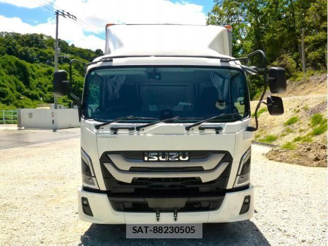 Isuzu FORWARD 2024-11 8035655-1