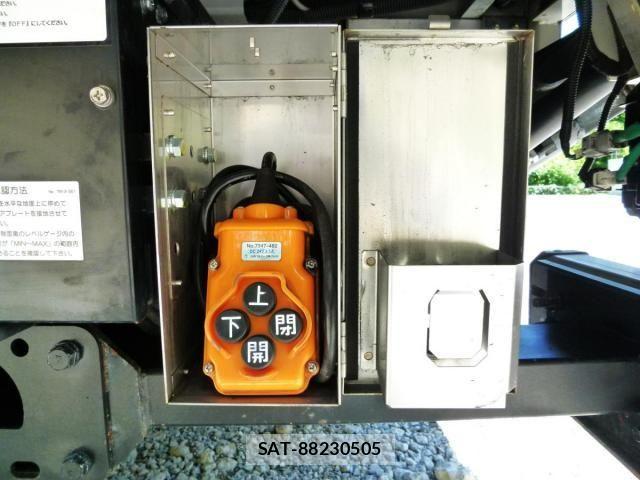 Isuzu FORWARD 2024-11 8035655-26