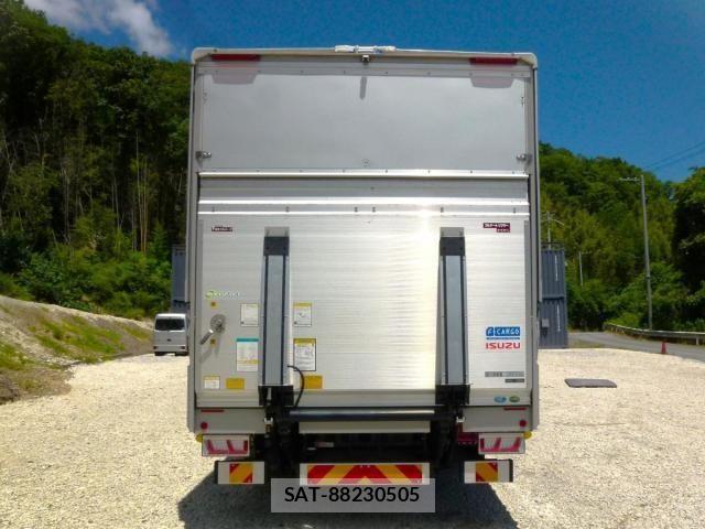 Isuzu FORWARD 2024-11 8035655-4
