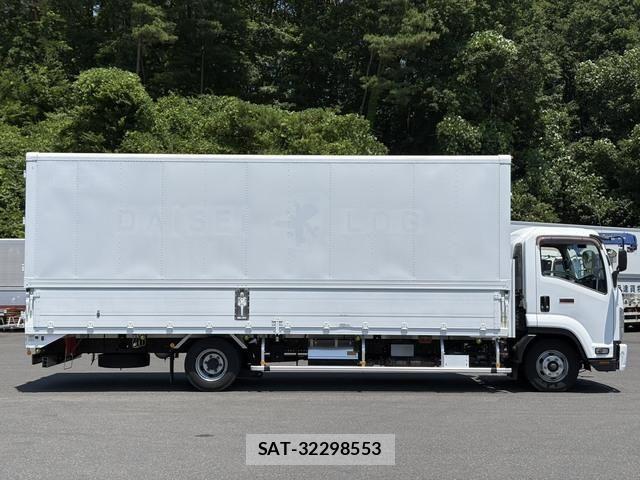 Isuzu FORWARD 2017-02 8035658-4