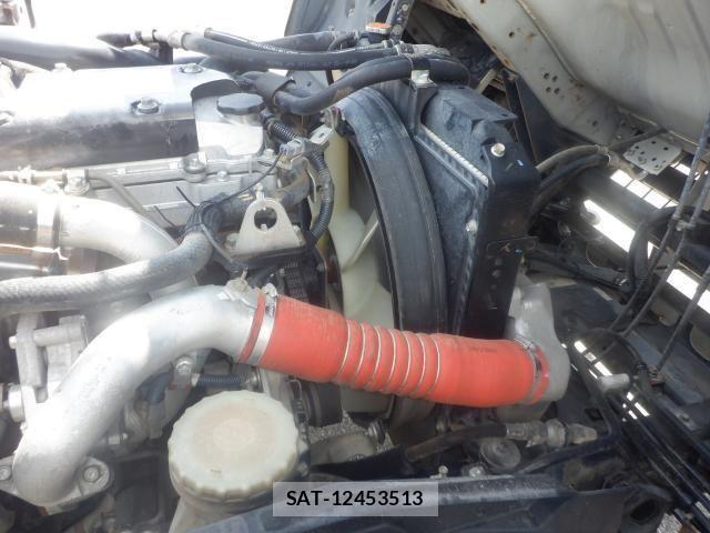 Isuzu FORWARD 2012-11 8035666-24
