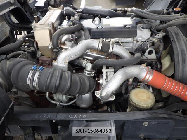 Isuzu FORWARD 2018-04 8035657-13