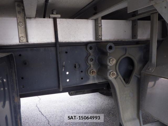 Isuzu FORWARD 2018-04 8035657-18