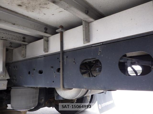 Isuzu FORWARD 2018-04 8035657-19
